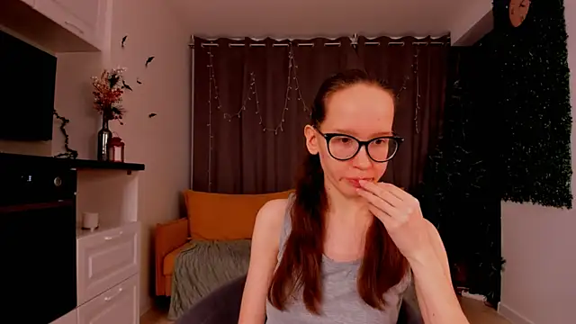 BettyBrowni online show from January 2025 07:09:02 PM