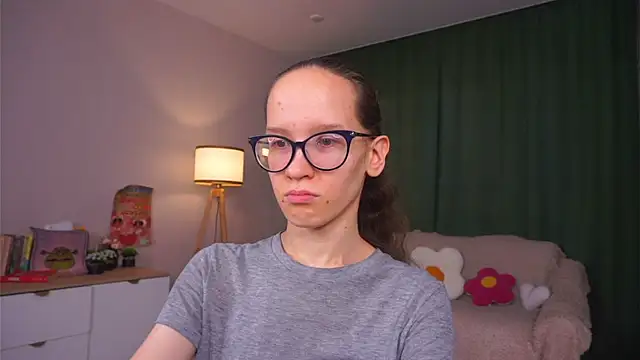 BettyBrowni online show from July 2026 04:06:01 PM