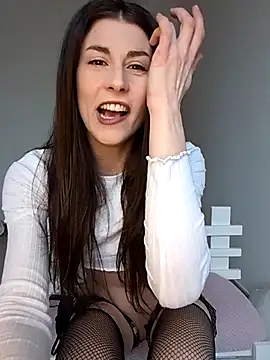 Snapshot of Aisha_Moretti chatting on February 2026 02:50:02 PM Aisha Moretti online show from February 2026 02:50:02 PM