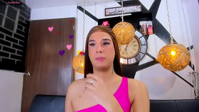 victoria aleia  online show from June 2026 10:20:01 PM