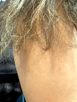 Snapshot of Isakeys_ chatting on September 2025 05:06:01 PM Isakeys online show from September 2025 05:06:01 PM