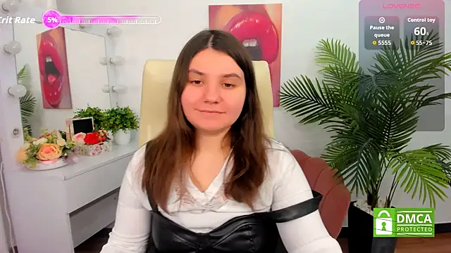 Viola  Shy online show from October 2025 08:39:01 PM