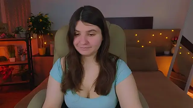 Snapshot of Viola__Shy chatting on March 2026 09:19:02 PM Viola Shy online show from March 2026 09:19:02 PM