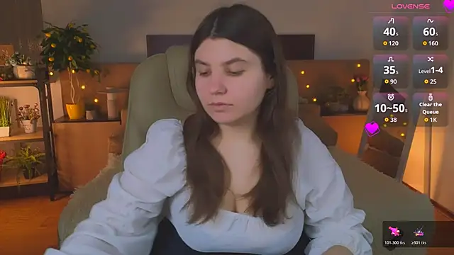 Viola  Shy online show from April 2026 08:07:01 PM