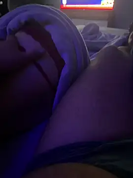 Snapshot of MateoKimiBi chatting on March 2025 10:42:01 PM MateoKimiBi online show from March 2025 10:42:01 PM