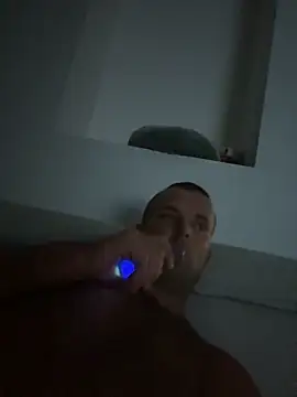 Snapshot of MateoKimiBi chatting on September 2025 11:16:01 PM MateoKimiBi online show from September 2025 11:16:01 PM