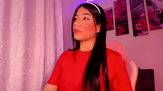 Alissarhys26 online show from March 2025 12:00:01 AM