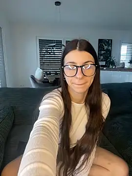 Wildberry  online show from February 2025 07:26:01 AM