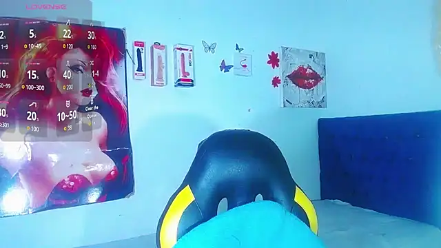 Snapshot of Charlotte_mh chatting on April 2026 10:54:02 PM Charlotte mh online show from April 2026 10:54:02 PM