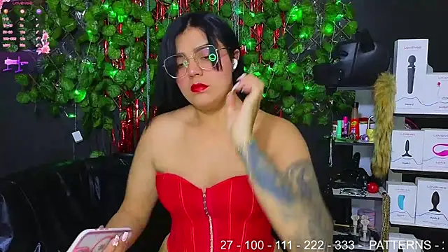 Sweett Mollyy online show from February 2026 11:22:01 PM