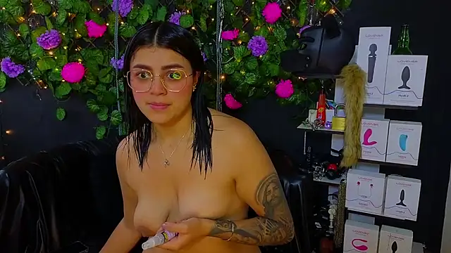 Sweett Mollyy online show from June 2026 06:07:01 PM