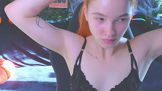 Snapshot of erikabrian chatting on October 2025 08:15:02 AM erikabrian online show from October 2025 08:15:02 AM