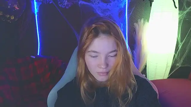 Snapshot of erikabrian chatting on November 2025 02:03:02 AM erikabrian online show from November 2025 02:03:02 AM