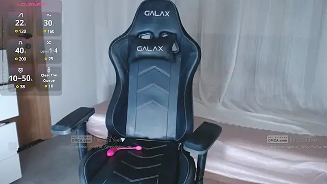 Snapshot of Lin_SiYee chatting on February 2025 03:03:02 PM Lin SiYee online show from February 2025 03:03:02 PM