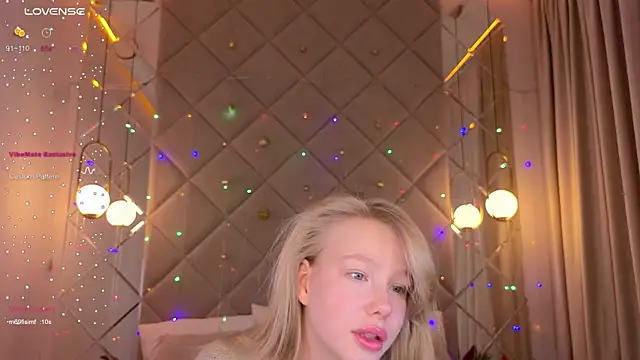 Sarra Cooper online show from December 2024 07:18:02 AM