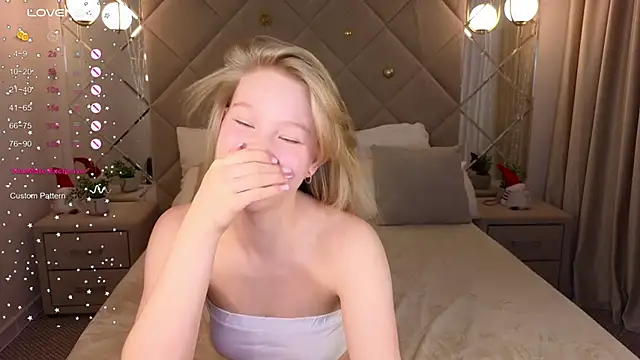 Sarra Cooper online show from January 2025 04:43:01 AM