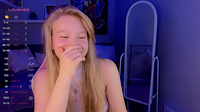 Sarra Cooper online show from February 2025 04:37:02 AM