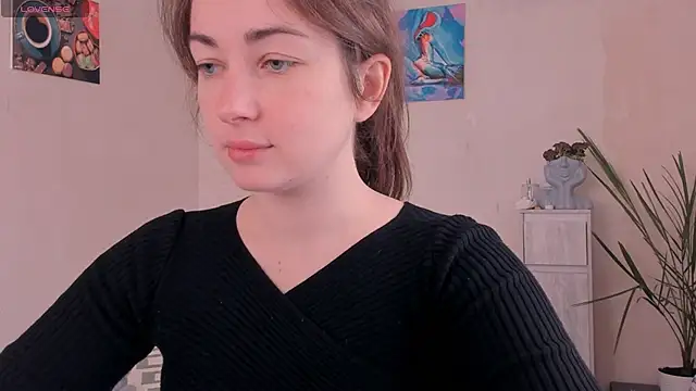 cClandesTina online show from November 2025 11:01:02 AM