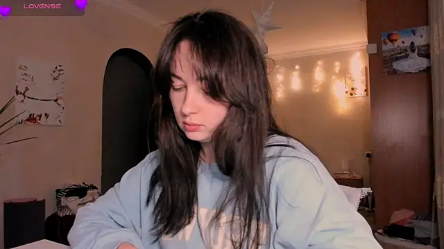 cClandesTina online show from March 2026 10:09:01 PM