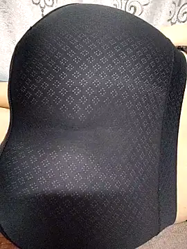 Snapshot of Haralushiaaa chatting on October 2025 10:30:01 PM Haralushiaaa online show from October 2025 10:30:01 PM