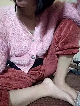 Snapshot of Haralushiaaa chatting on November 2025 07:33:02 AM Haralushiaaa online show from November 2025 07:33:02 AM