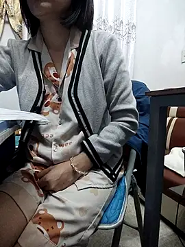 Snapshot of Haralushiaaa chatting on November 2025 08:41:01 AM Haralushiaaa online show from November 2025 08:41:01 AM