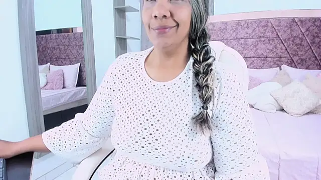 Snapshot of _Lakshmi_hotx chatting on January 2025 12:06:01 PM Lakshmi hotx online show from January 2025 12:06:01 PM
