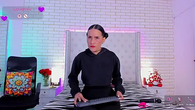 Coco Balenciaga  online show from May 2026 11:48:01 AM