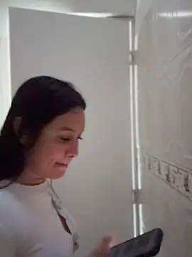 Pretty Isadora online show from September 2025 08:56:01 PM