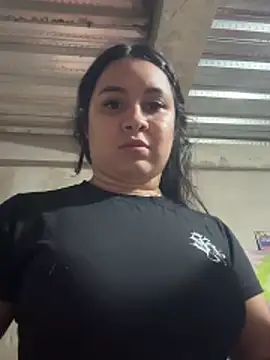 Snapshot of Pretty_Isadora chatting on April 2026 02:51:02 AM Pretty Isadora online show from April 2026 02:51:02 AM