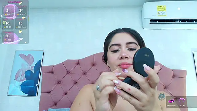 ThyaraJhons online show from November 2025 11:55:02 AM