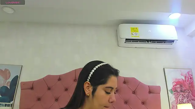 ThyaraJhons online show from June 2026 11:59:02 AM