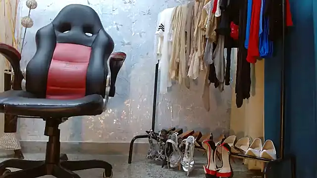 Samantabrown  online show from January 2026 11:25:01 AM