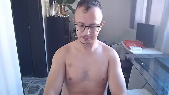 Snapshot of jacob_strokes01 chatting on July 2026 01:39:02 PM jacob strokes01 online show from July 2026 01:39:02 PM