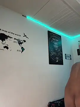 alejo cute online show from June 2026 01:04:01 PM