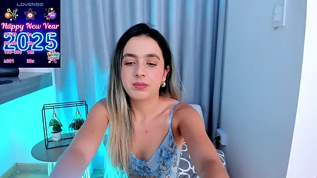 Lucyortiz  online show from January 2025 01:22:01 PM
