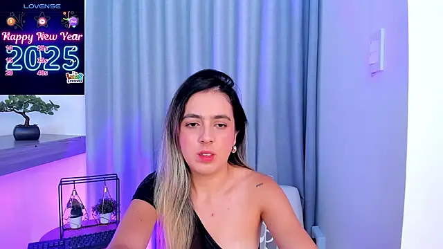 Lucyortiz  online show from January 2025 11:17:02 AM