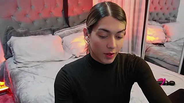 Snapshot of tay_ler3 chatting on March 2025 06:35:02 AM tay ler3 online show from March 2025 06:35:02 AM