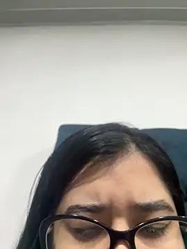ZTahya online show from May 2026 11:13:02 PM