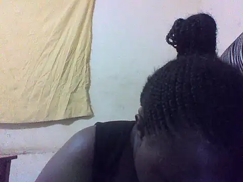 Snapshot of Pretty_kellyn chatting on January 2025 04:19:01 PM Pretty kellyn online show from January 2025 04:19:01 PM