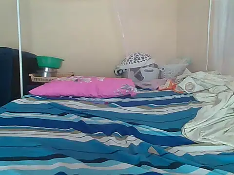 awino001 online show from September 2025 02:00:02 AM