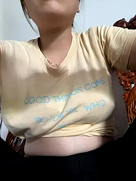 Milk Mom99 online show from October 2025 01:36:02 AM