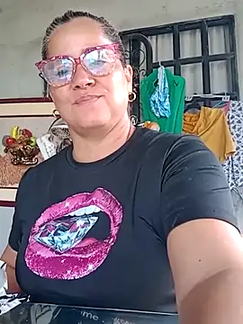 natally ross21 online show from February 2025 01:00:02 PM