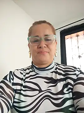 natally ross21 online show from September 2025 12:43:01 PM