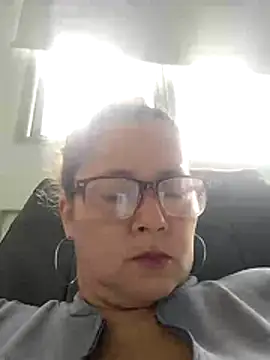 natally ross21 online show from June 2026 01:14:01 PM