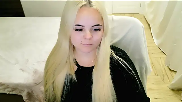 Snapshot of lovely-eyes chatting on March 2025 03:09:02 AM lovely-eyes online show from March 2025 03:09:02 AM