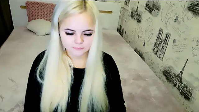 Snapshot of lovely-eyes chatting on November 2025 04:20:02 PM lovely-eyes online show from November 2025 04:20:02 PM