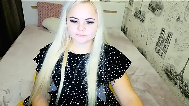 Snapshot of lovely-eyes chatting on November 2025 05:02:02 PM lovely-eyes online show from November 2025 05:02:02 PM