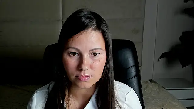 Dana  dom online show from October 2025 12:59:01 PM