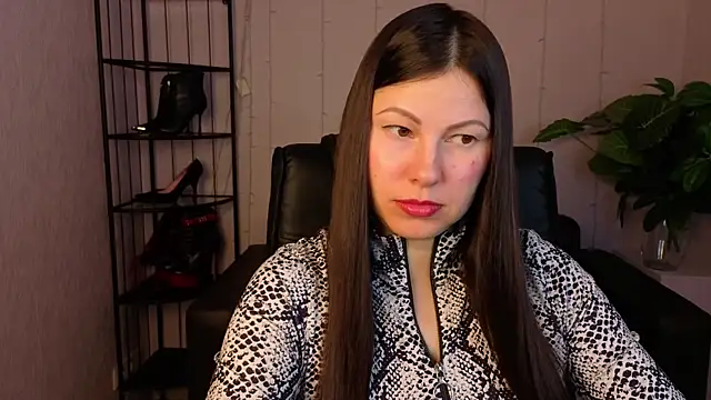 Dana  dom online show from March 2026 02:07:02 AM